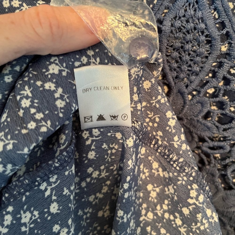 Chic Navy Lace Midi Dress - Picture 9 of 9